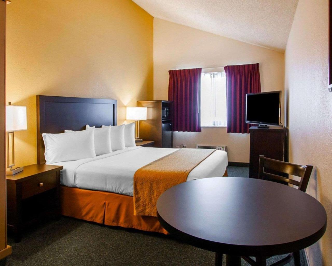 Quality Inn & Suites Springfield Exterior foto