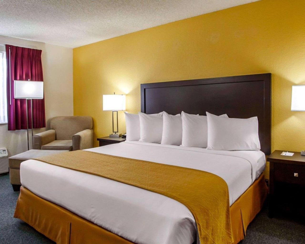Quality Inn & Suites Springfield Exterior foto